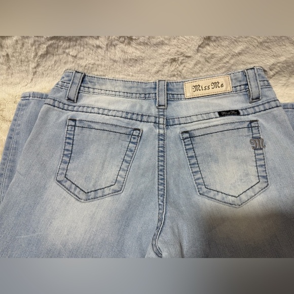 MISS ME BOYFRIEND CAPRI Women’s Distressed Straight Leg  Zipper JEANS SIZE 27 - Picture 9 of 16